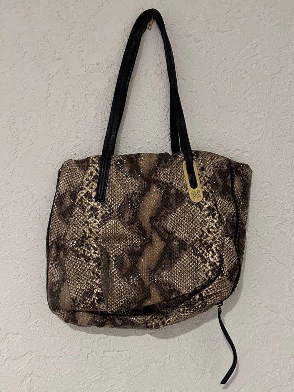 Title: Hiroko Koshino Sac Snake Print Shoulder Bag–Expandable Designer Tote